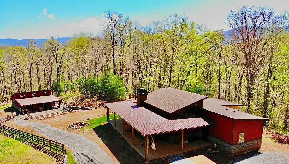 557 SHILOH DR, HAYESVILLE, NC 28904, photo 1 of 64